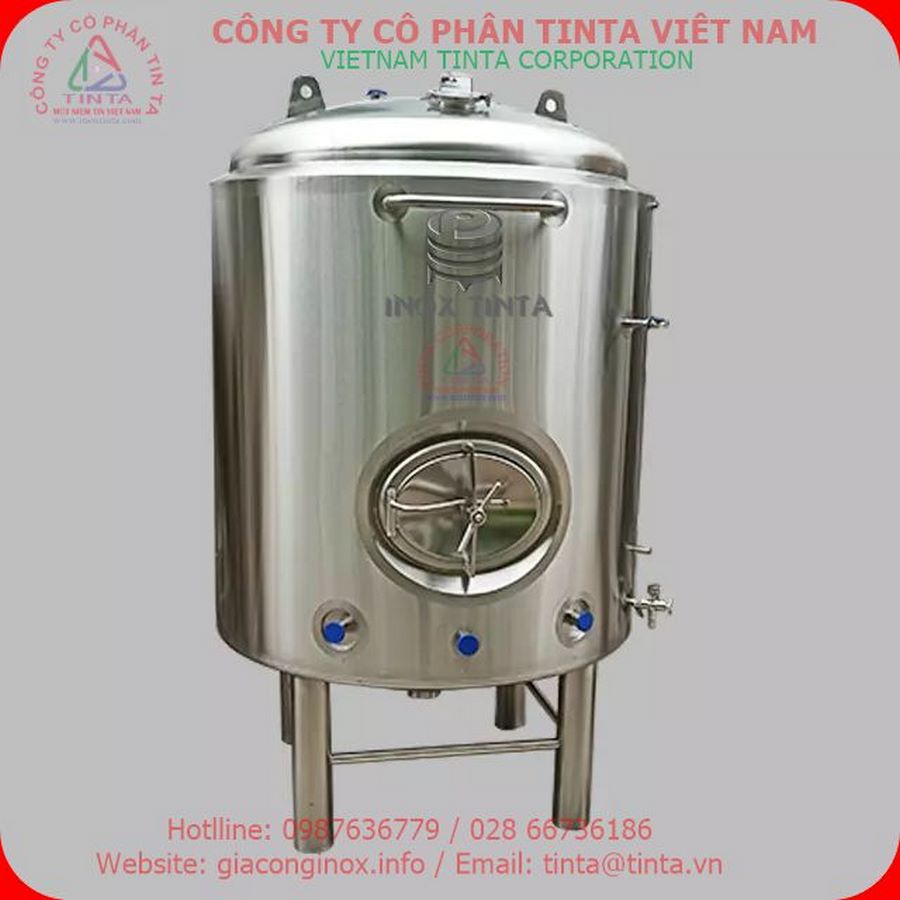 Premium stainless steel fabrication for mixing tanks available in Ho Chi Minh City. We specialize in custom tanks for chemicals, food, and beverage industries.