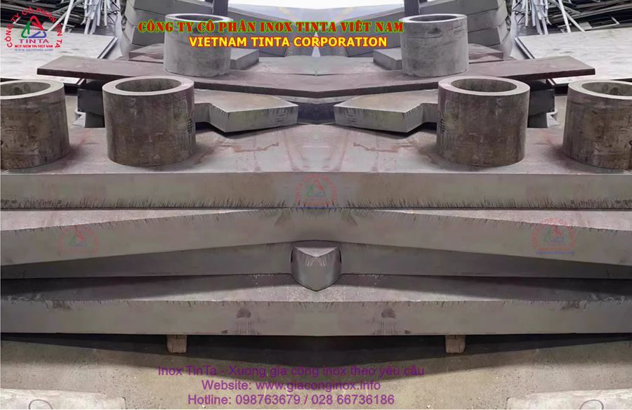 Gia công inox theo yêu cầu tại xưởng gia công inox gần đây TinTa, chuyên gia công inox 316 giá rẻ. Xem chi tiết tại gia công inox theo yêu cầu.