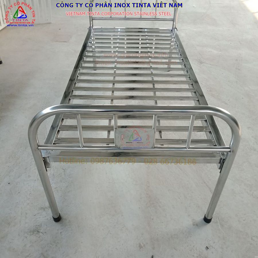 Giá bán giường y tế inox 201; kích thước giường 1960 x 960 x 540 , Giá bán lẻ 1.567.000 đồng.