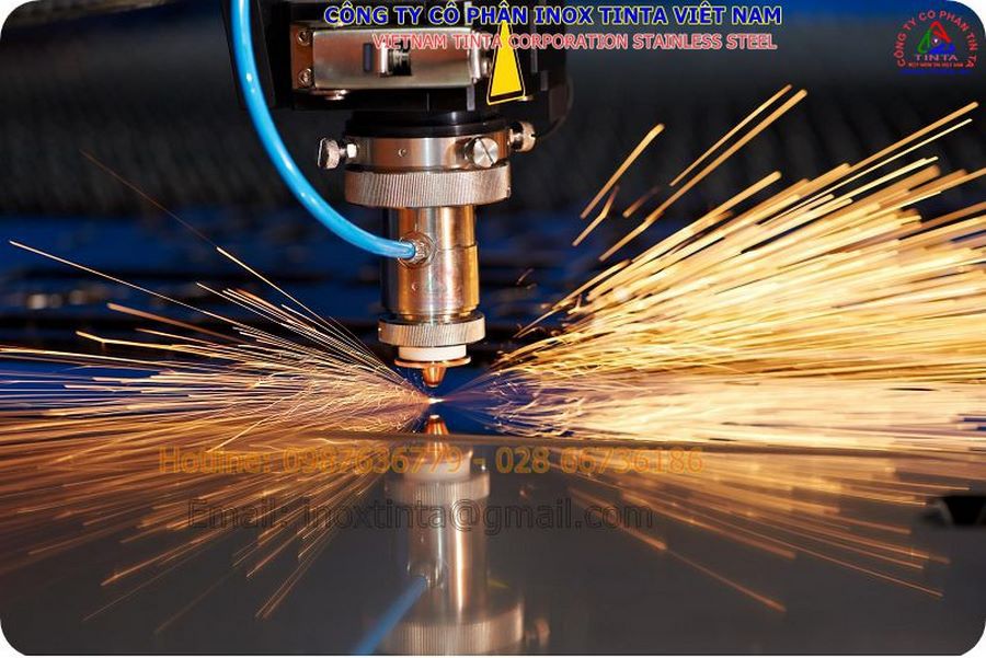 Cắt laser fiber inox sắt thép. Xưởng gia công cơ khí inox tinta nhận cắt laser fiber inox sắt thép theo yêu cầu