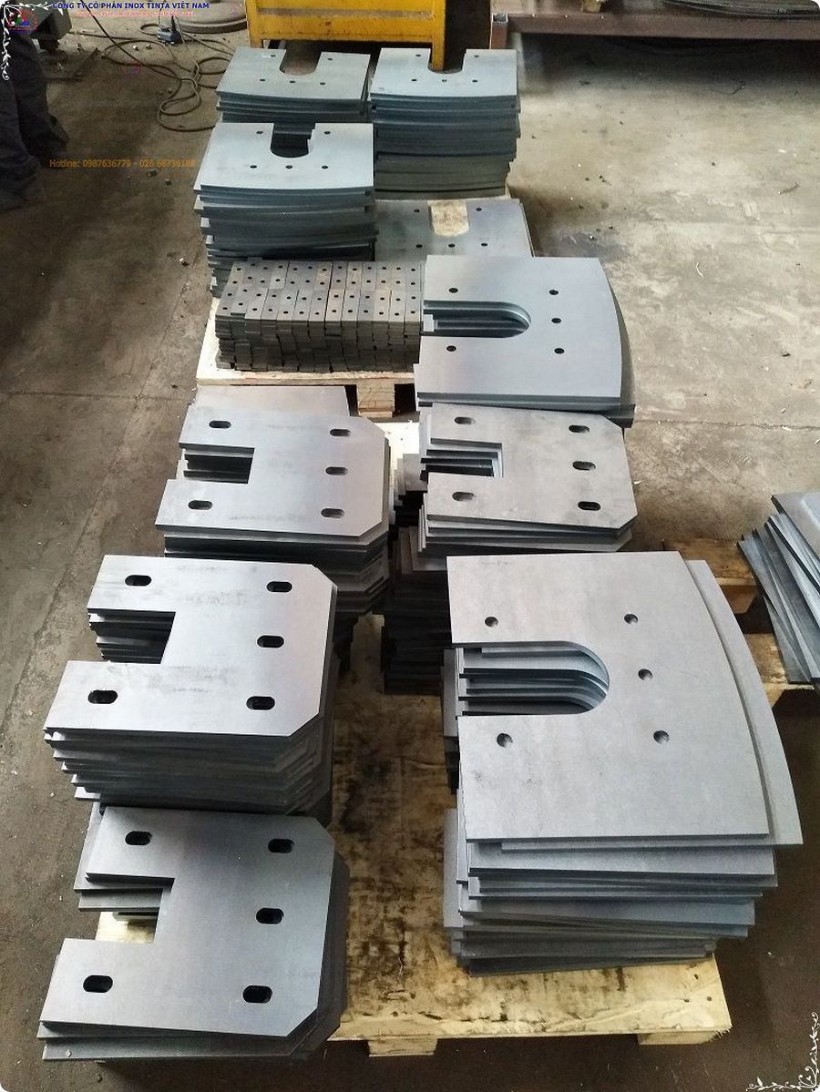 Công ty Inox TINTA  là xưởng gia công inox tại tphcm theo yêu cầu của khách hàng