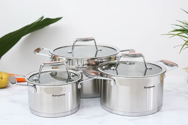 Trong lĩnh vực đồ gia dụng, inox 201 được sử dụng rộng rãi để sản xuất nồi, chảo
