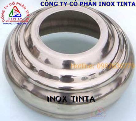 1608718506_phu-kien-inox-lan-can-cau-thang-chup-chan-ong-2.jpg