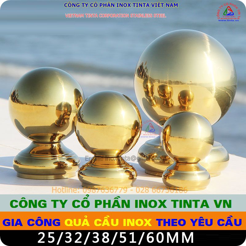 1608718759_qua-cau-inox-vang-titan-trang-tri-lan-can-cau-thang-co-chup-chan-tru-5.jpg